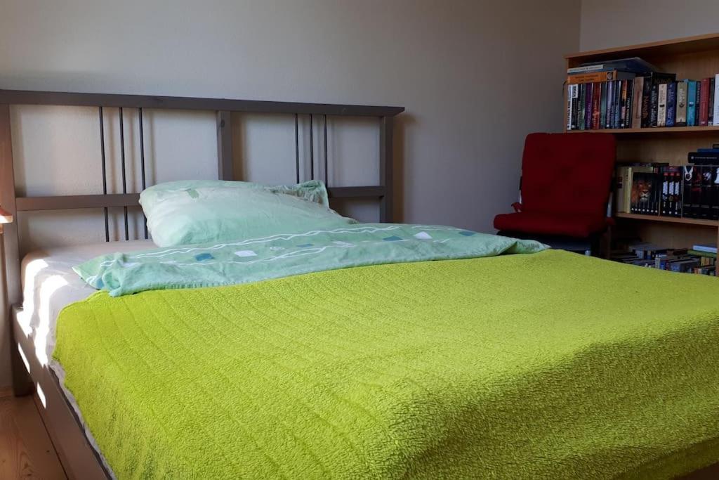 Private Room In Our Home With Free Vvo Ticket & Cats Pirna Extérieur photo